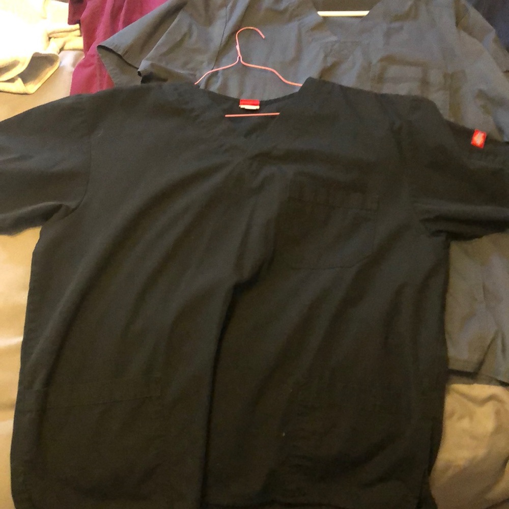 Men’s Scrub tops - Picture 2 of 5